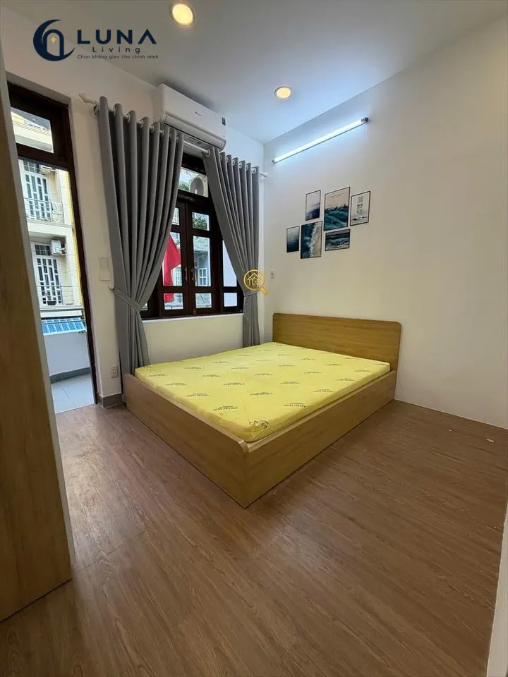 CĂN HỘ DỊCH VỤ FULL NỘI THẤT MÁY GIẶT RIÊNG CÓ BAN CÔNG