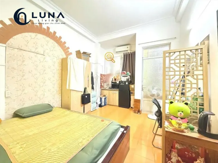 PHÒNG FULL NỘI THẤT CÓ BAN CÔNG