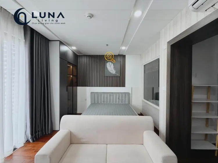 SERVICED APARTMENT FULLY FURNISHED MÁY GIẶT RIÊNG WITH BALCONY