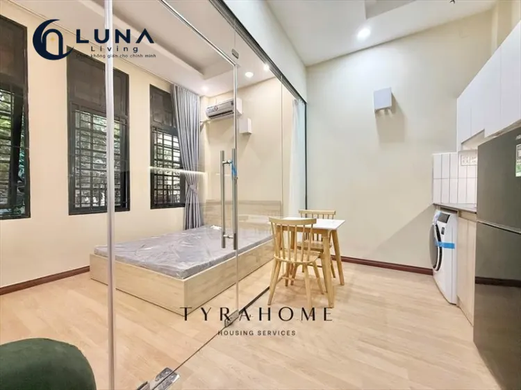 CĂN HỘ DỊCH VỤ FULL NỘI THẤT CÓ CỬA SỔ