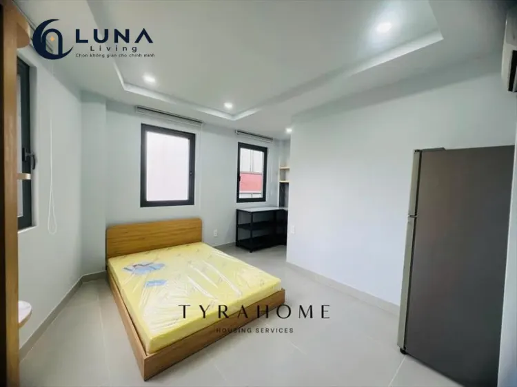 PHÒNG FULLY FURNISHED WITH WINDOW