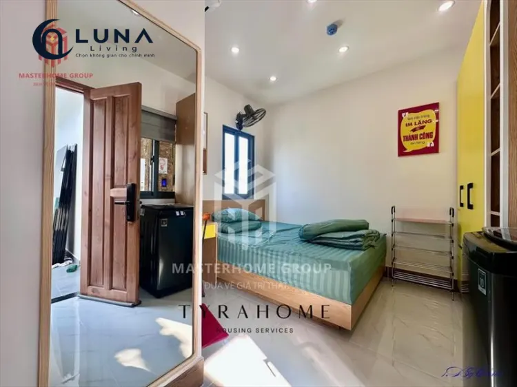 PHÒNG FULL NỘI THẤT MÁY GIẶT RIÊNG CÓ CỬA SỔ