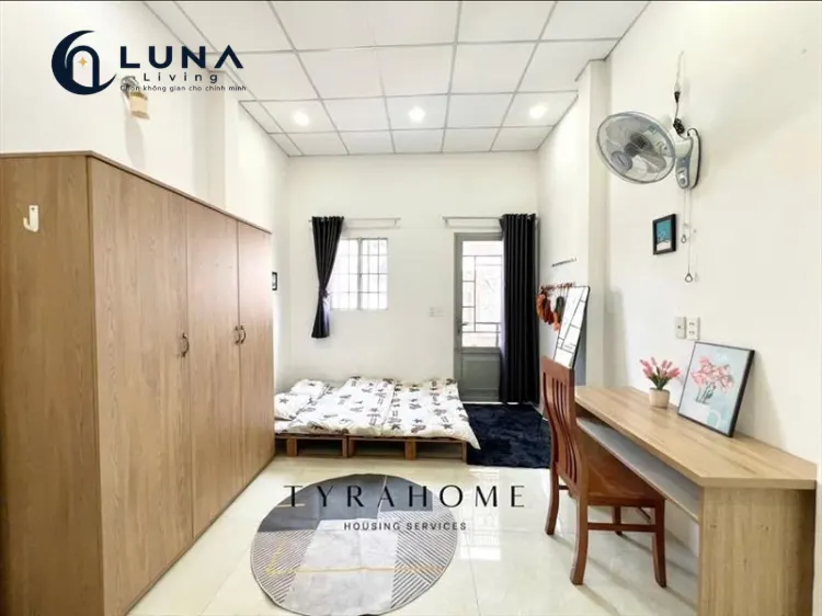 PHÒNG FULL NỘI THẤT CÓ BAN CÔNG