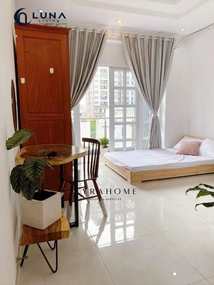 PHÒNG FULL NỘI THẤT CÓ BAN CÔNG