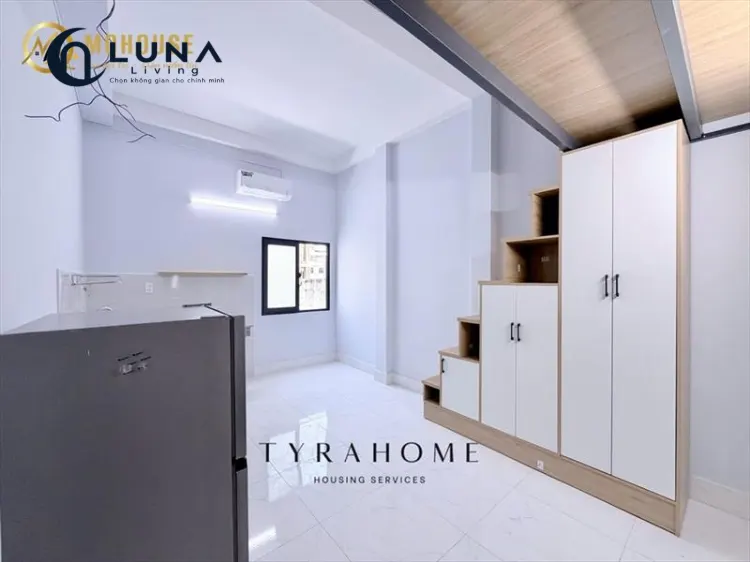 PHÒNG FULL NỘI THẤT CÓ CỬA SỔ