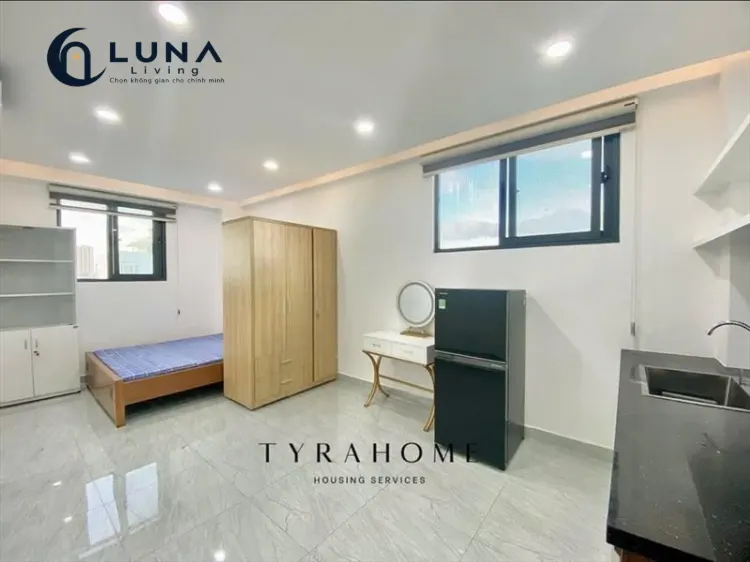 PHÒNG FULL NỘI THẤT CÓ CỬA SỔ