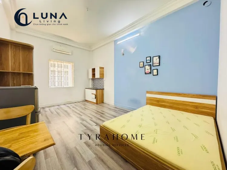PHÒNG FULL NỘI THẤT MÁY GIẶT RIÊNG CÓ CỬA SỔ