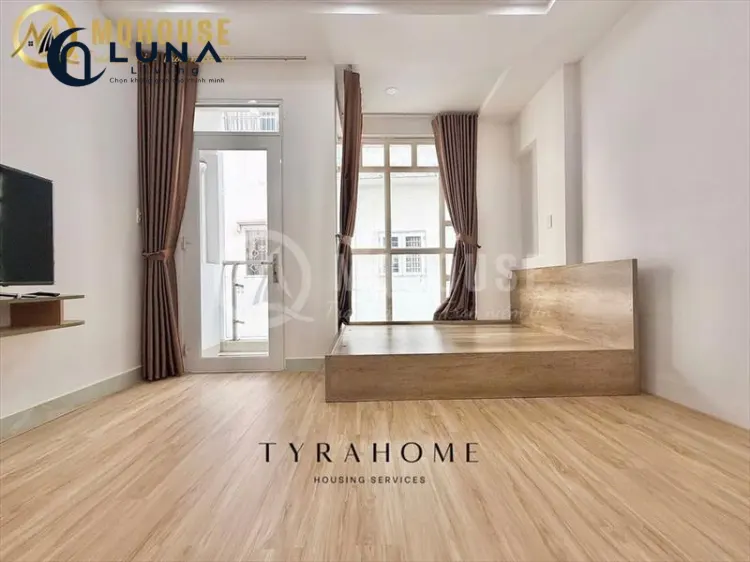 CĂN HỘ DỊCH VỤ FULL NỘI THẤT MÁY GIẶT RIÊNG CÓ BAN CÔNG
