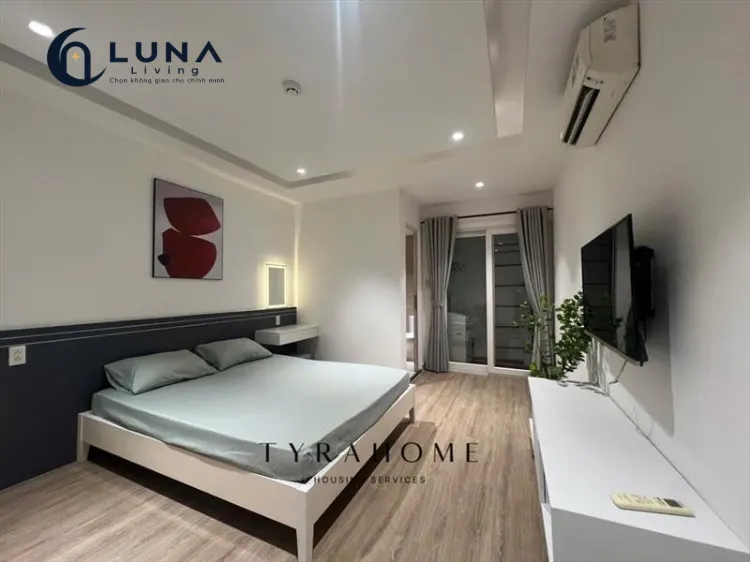 CĂN HỘ DỊCH VỤ FULL NỘI THẤT MÁY GIẶT RIÊNG CÓ BAN CÔNG