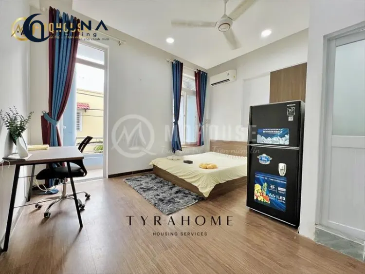 PHÒNG FULL NỘI THẤT CÓ BAN CÔNG