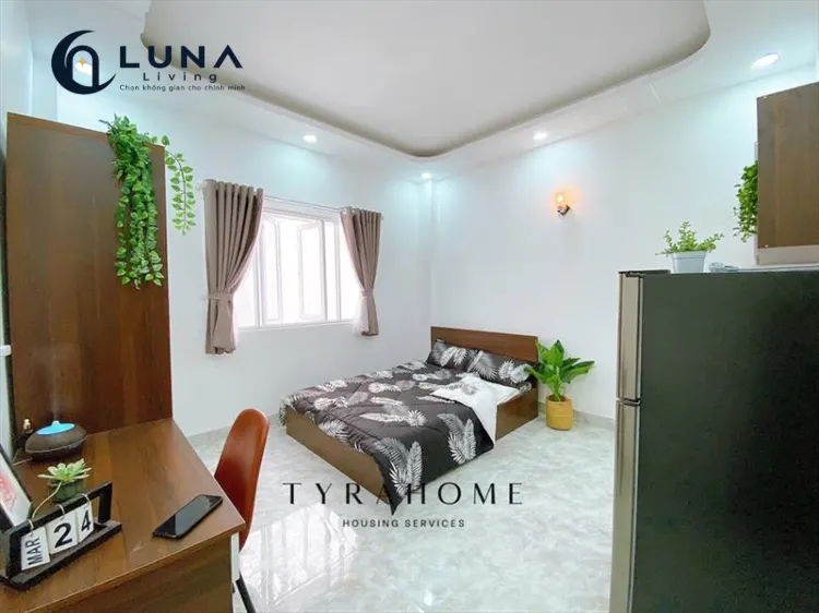 PHÒNG FULLY FURNISHED WITH WINDOW