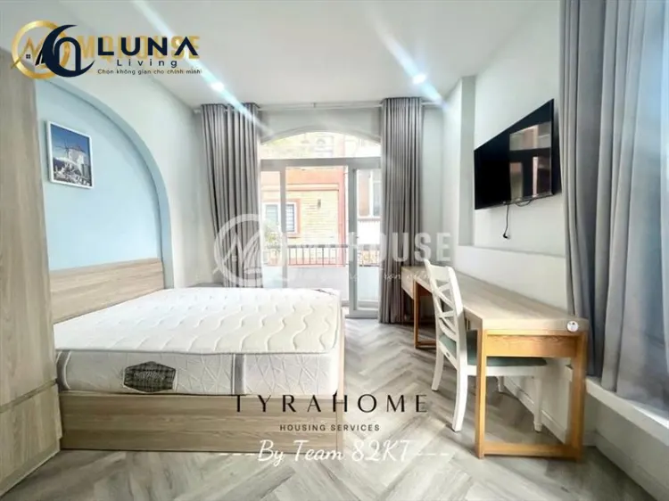 PHÒNG FULL NỘI THẤT CÓ BAN CÔNG