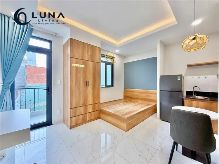 CĂN HỘ DỊCH VỤ FULL NỘI THẤT MÁY GIẶT RIÊNG CÓ BAN CÔNG