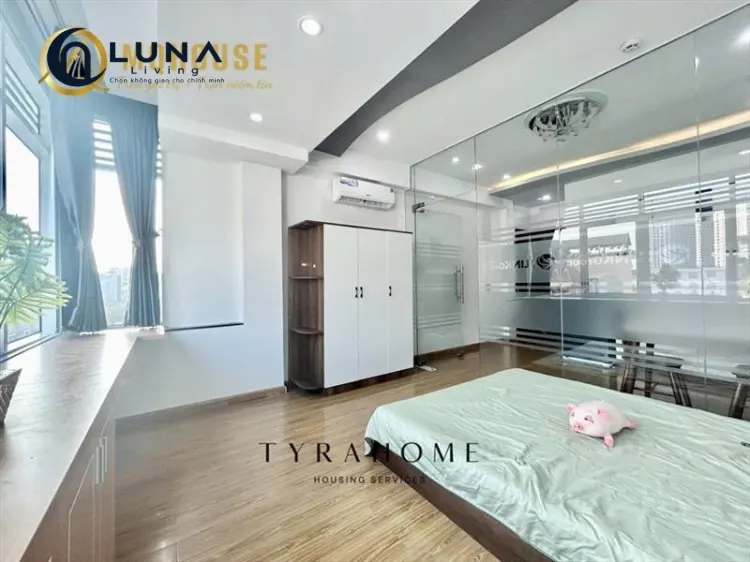 PHÒNG FULL NỘI THẤT MÁY GIẶT RIÊNG CÓ CỬA SỔ