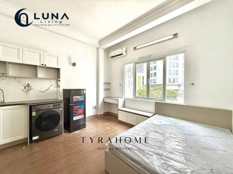 PHÒNG FULL NỘI THẤT CÓ CỬA SỔ