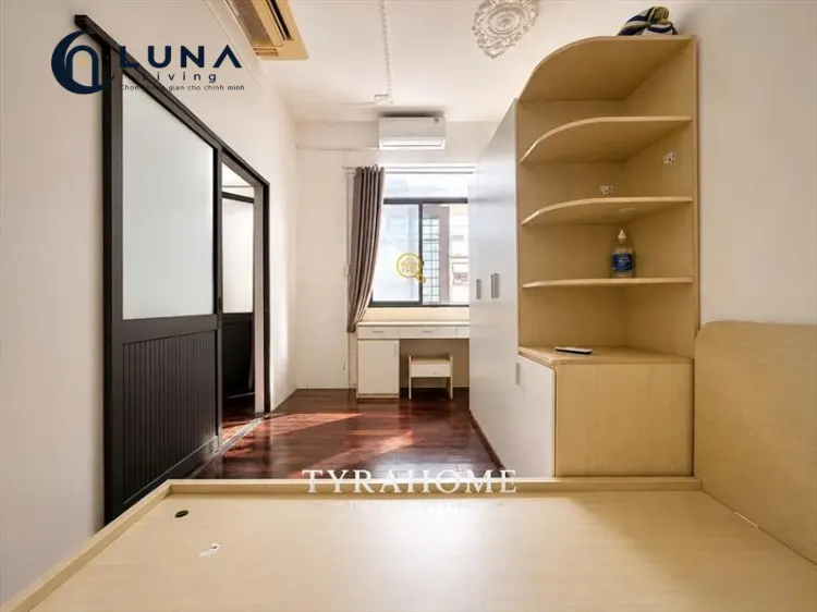 PHÒNG FULL NỘI THẤT MÁY GIẶT RIÊNG CÓ CỬA SỔ