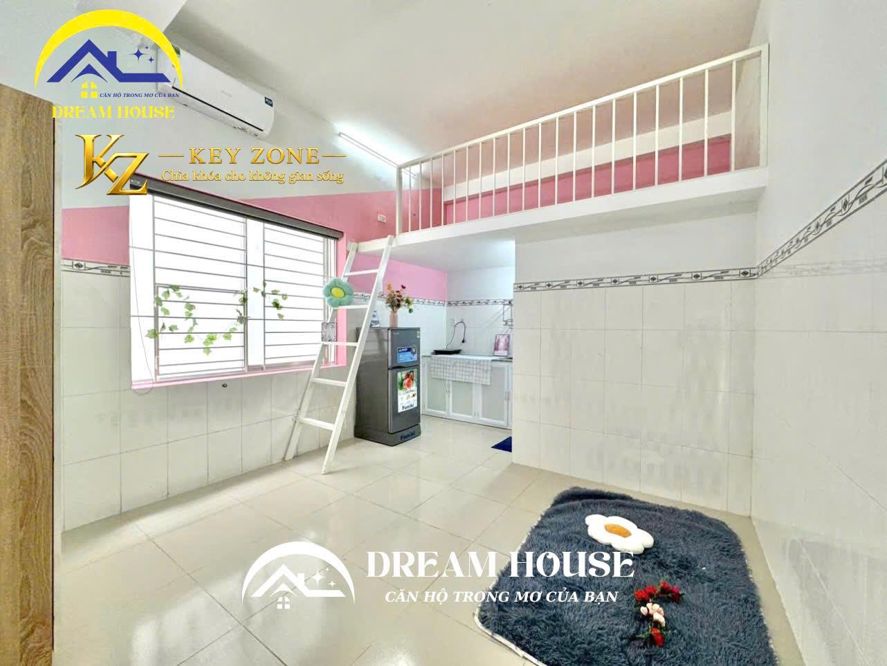 DUPLEX CỬA SỔ TRỜI KẾ ĐH VĂN HIẾN