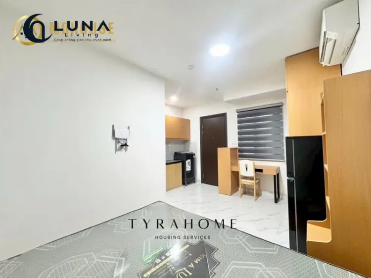 PHÒNG FULL NỘI THẤT MÁY GIẶT RIÊNG CÓ CỬA SỔ
