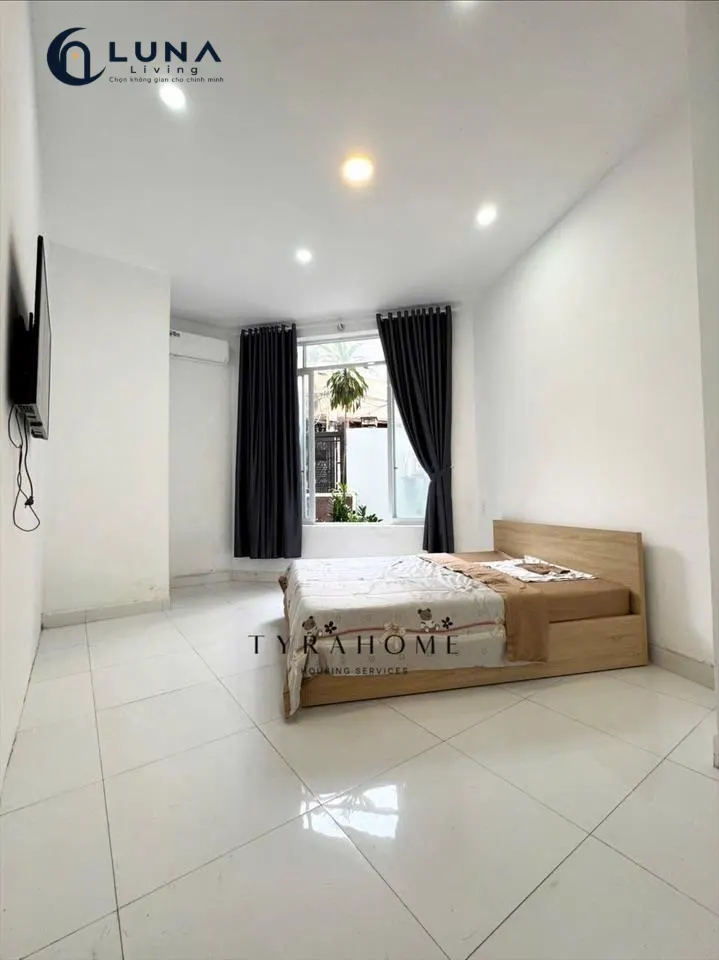 CĂN HỘ DỊCH VỤ FULL NỘI THẤT CÓ CỬA SỔ