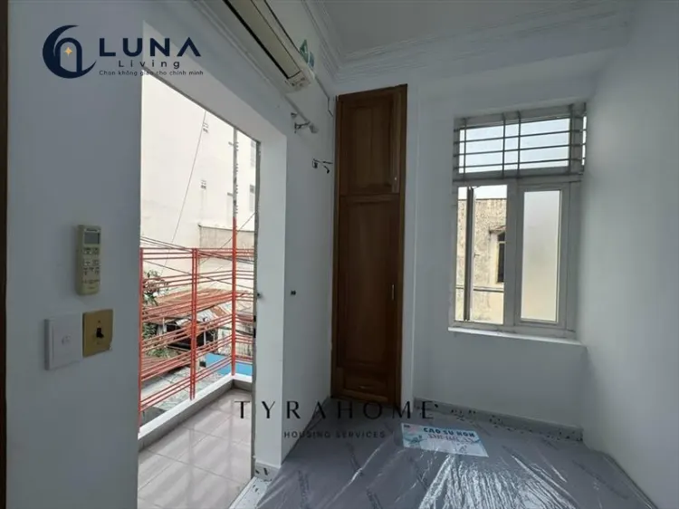 CĂN HỘ DỊCH VỤ FULL NỘI THẤT MÁY GIẶT RIÊNG CÓ BAN CÔNG