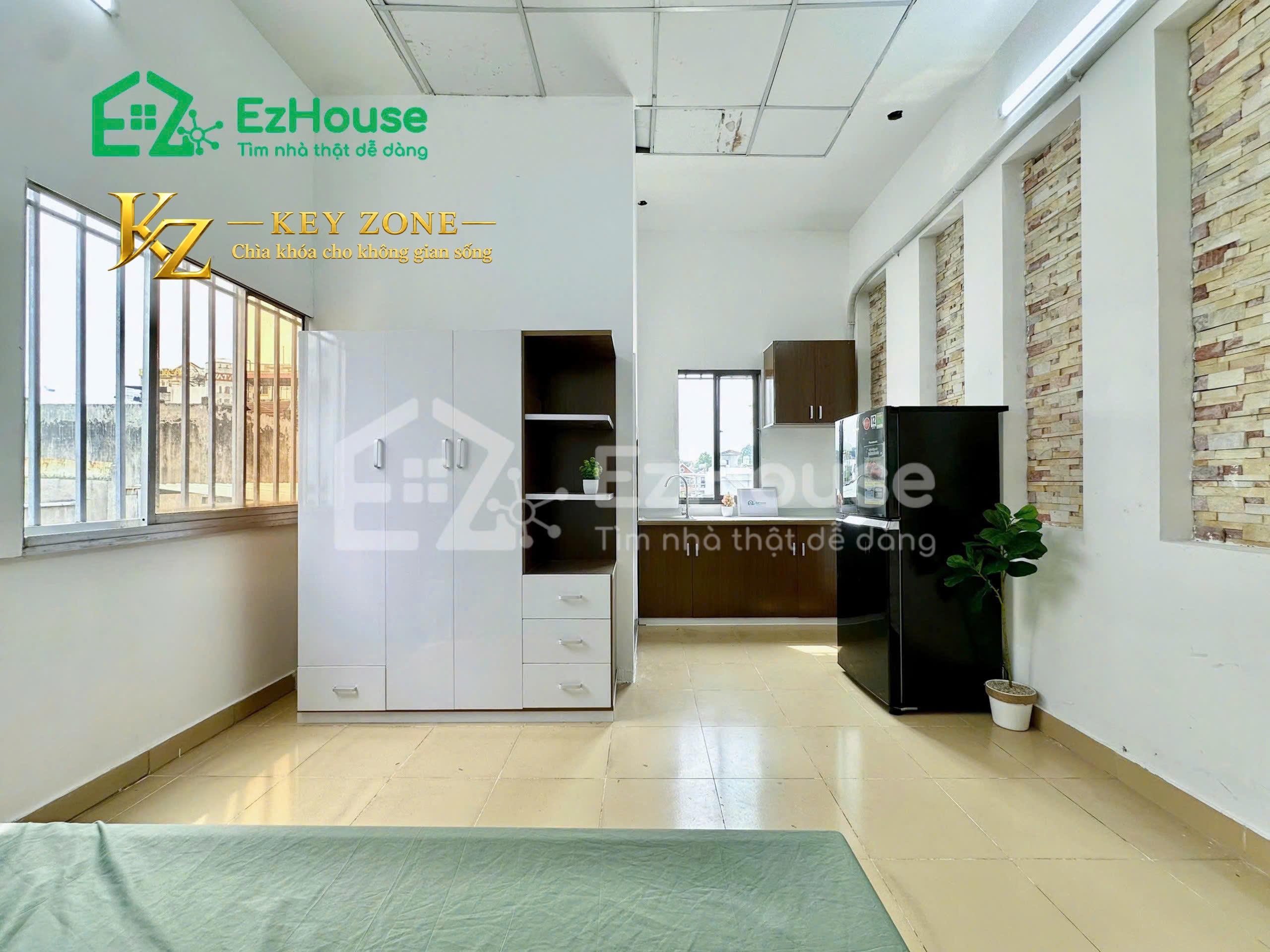 STUDIO CỬA SỔ TRỜI NGAY HUIT 
