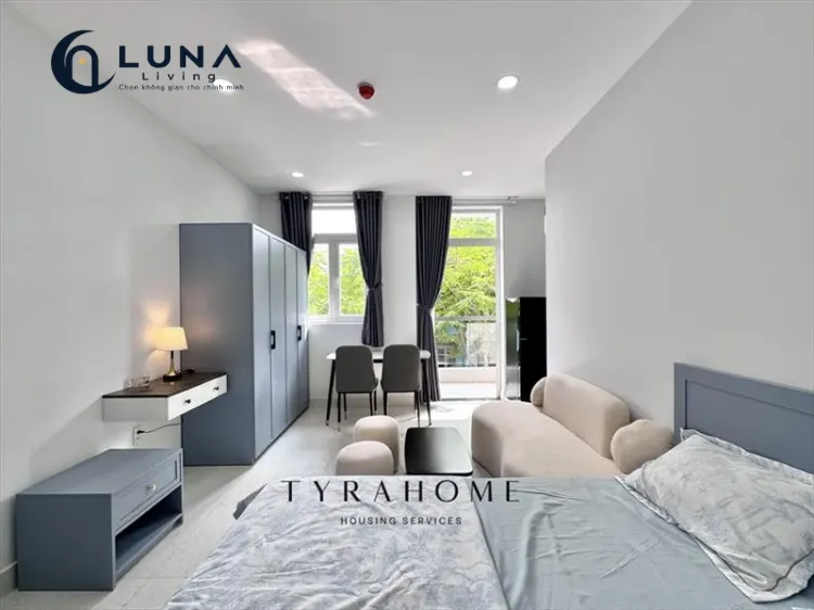 CĂN HỘ DỊCH VỤ FULL NỘI THẤT MÁY GIẶT RIÊNG CÓ BAN CÔNG