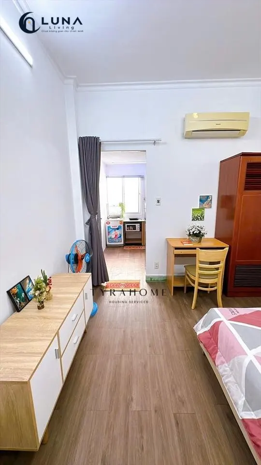 PHÒNG FULL NỘI THẤT MÁY GIẶT RIÊNG CÓ CỬA SỔ