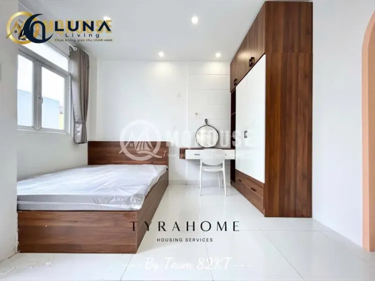 CĂN HỘ DỊCH VỤ FULL NỘI THẤT MÁY GIẶT RIÊNG CÓ BAN CÔNG