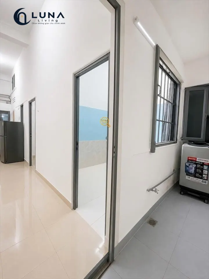 CĂN HỘ DỊCH VỤ FULL NỘI THẤT MÁY GIẶT RIÊNG CÓ BAN CÔNG