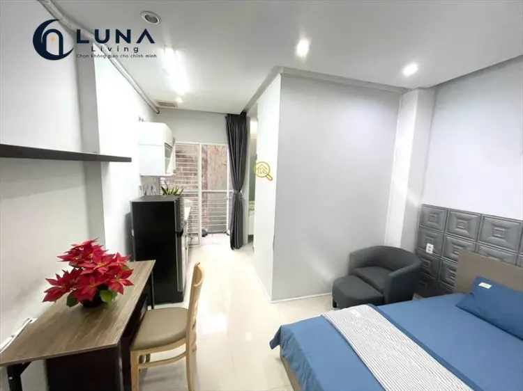 PHÒNG FULL NỘI THẤT MÁY GIẶT RIÊNG CÓ BAN CÔNG