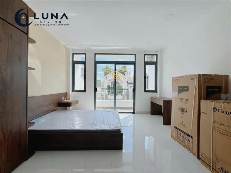 PHÒNG FULL NỘI THẤT CÓ BAN CÔNG