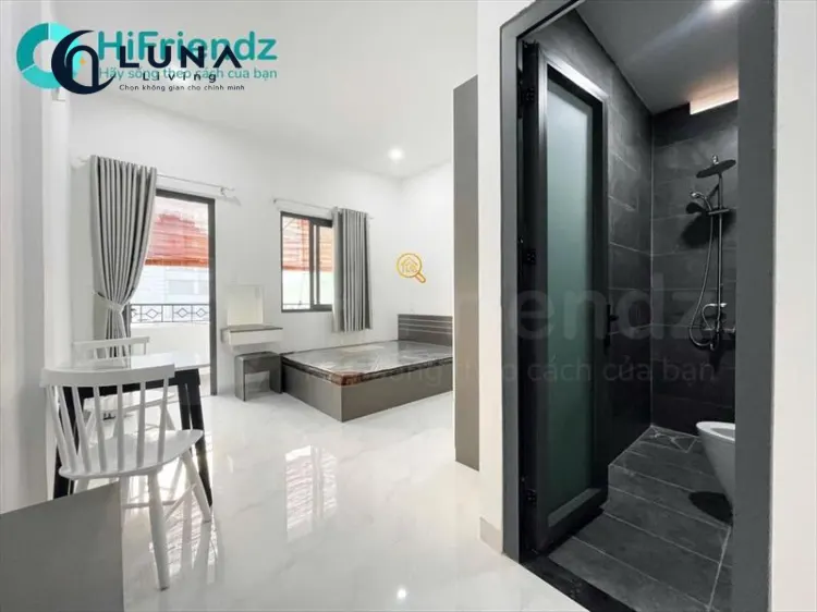 PHÒNG FULL NỘI THẤT MÁY GIẶT RIÊNG CÓ BAN CÔNG