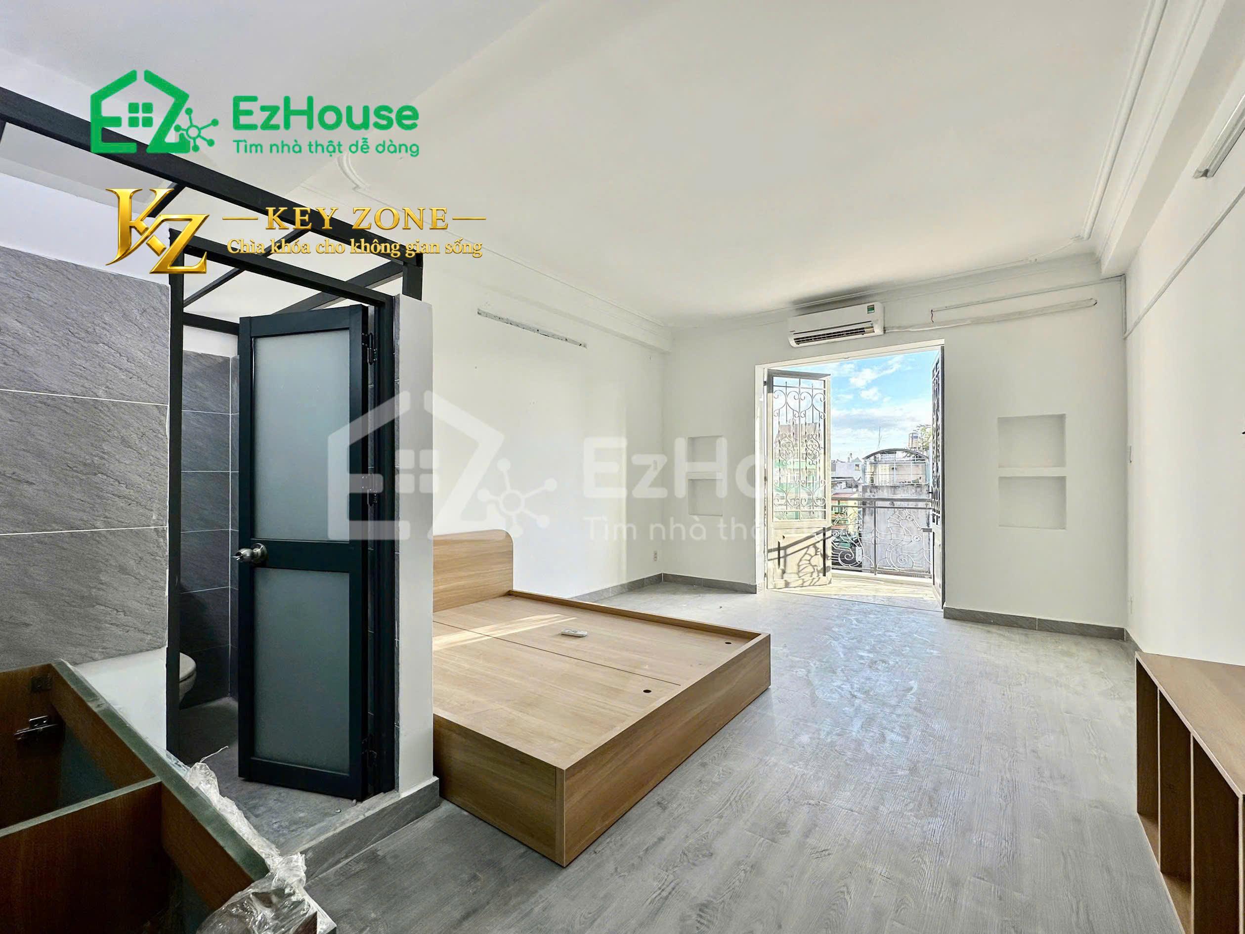 STUDIO BANCOL GIỮA HUIT VÀ VHU