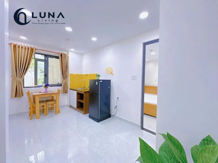 CĂN HỘ DỊCH VỤ FULL NỘI THẤT CÓ CỬA SỔ