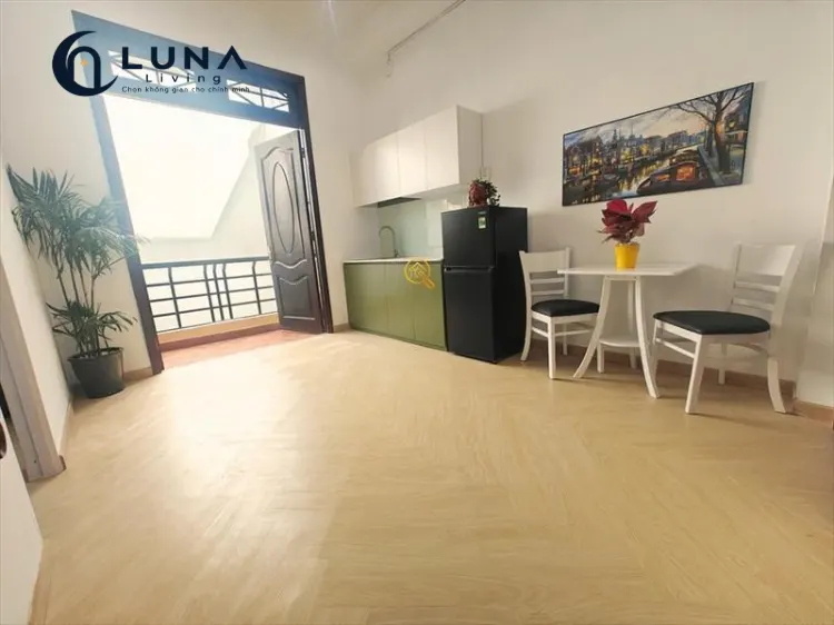 CĂN HỘ DỊCH VỤ FULL NỘI THẤT CÓ BAN CÔNG