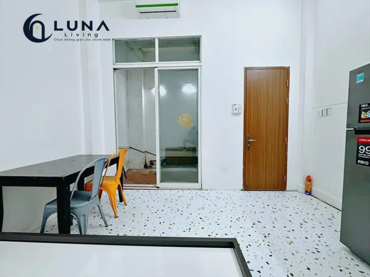 PHÒNG FULL NỘI THẤT MÁY GIẶT RIÊNG CÓ BAN CÔNG