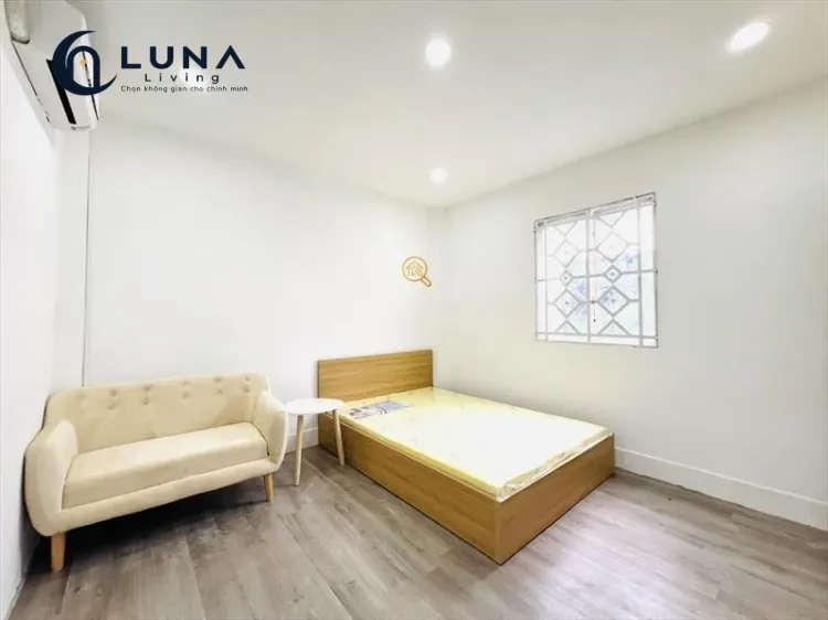 PHÒNG FULL NỘI THẤT CÓ CỬA SỔ