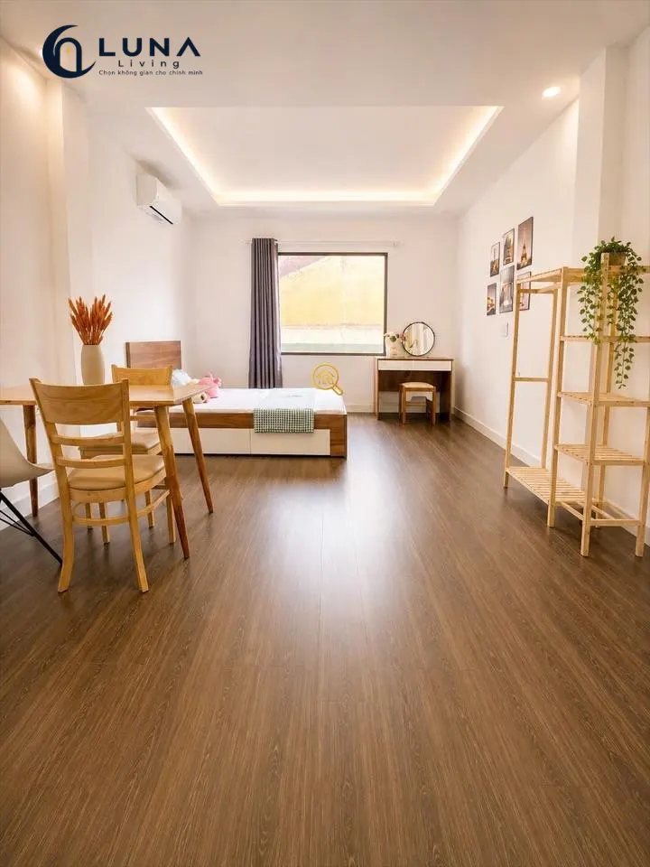 PHÒNG FULL NỘI THẤT CÓ CỬA SỔ