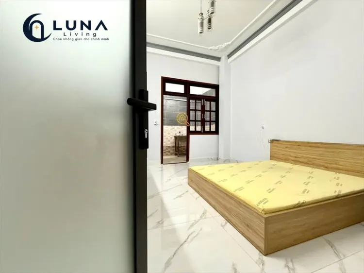PHÒNG FULL NỘI THẤT CÓ BAN CÔNG