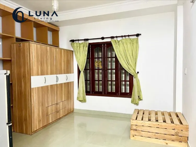 PHÒNG FULL NỘI THẤT CÓ CỬA SỔ