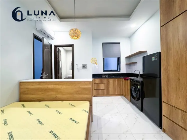 PHÒNG FULL NỘI THẤT MÁY GIẶT RIÊNG CÓ CỬA SỔ