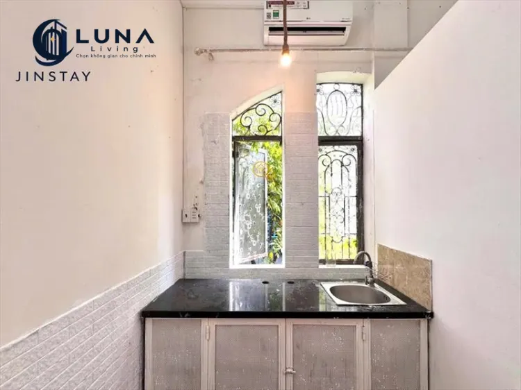 PHÒNG FULL NỘI THẤT CÓ CỬA SỔ
