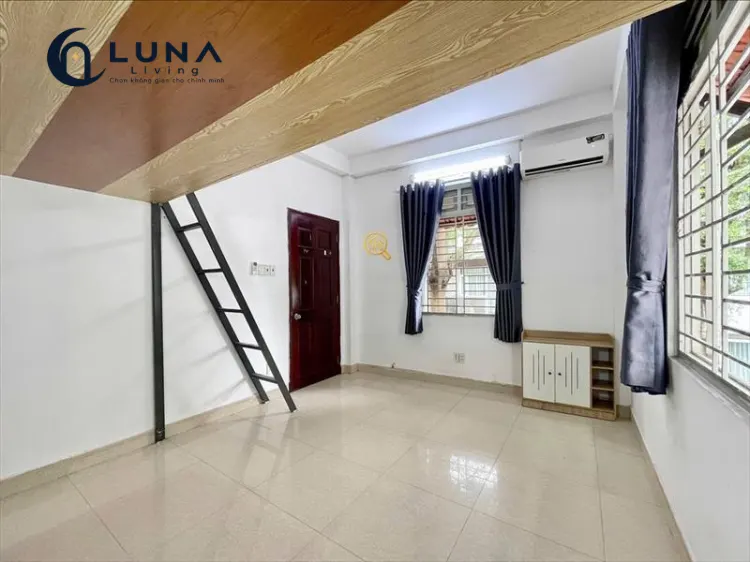 PHÒNG FULL NỘI THẤT CÓ CỬA SỔ