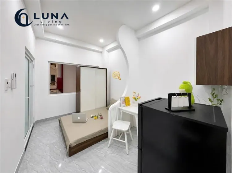 PHÒNG FULL NỘI THẤT CÓ CỬA SỔ
