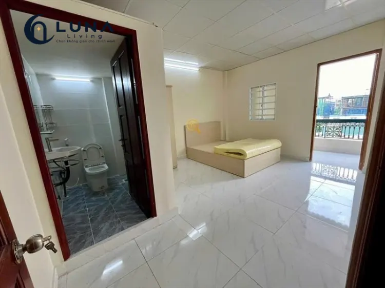 PHÒNG FULL NỘI THẤT CÓ BAN CÔNG