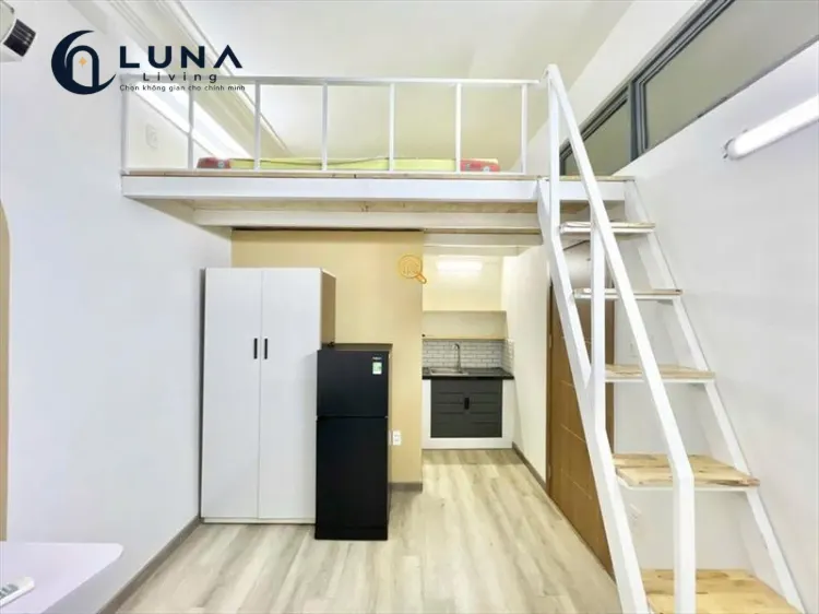 PHÒNG FULL NỘI THẤT CÓ CỬA SỔ