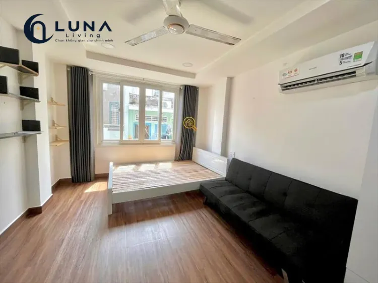 PHÒNG FULL NỘI THẤT CÓ CỬA SỔ