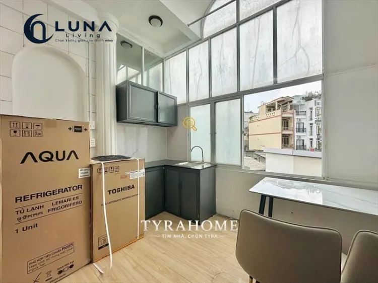PHÒNG FULL NỘI THẤT CÓ BAN CÔNG