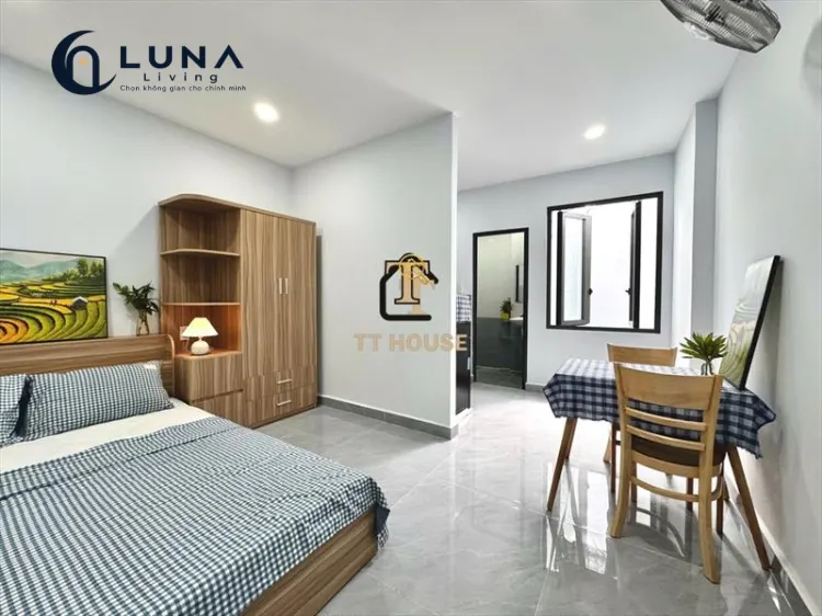 PHÒNG FULL NỘI THẤT CÓ CỬA SỔ