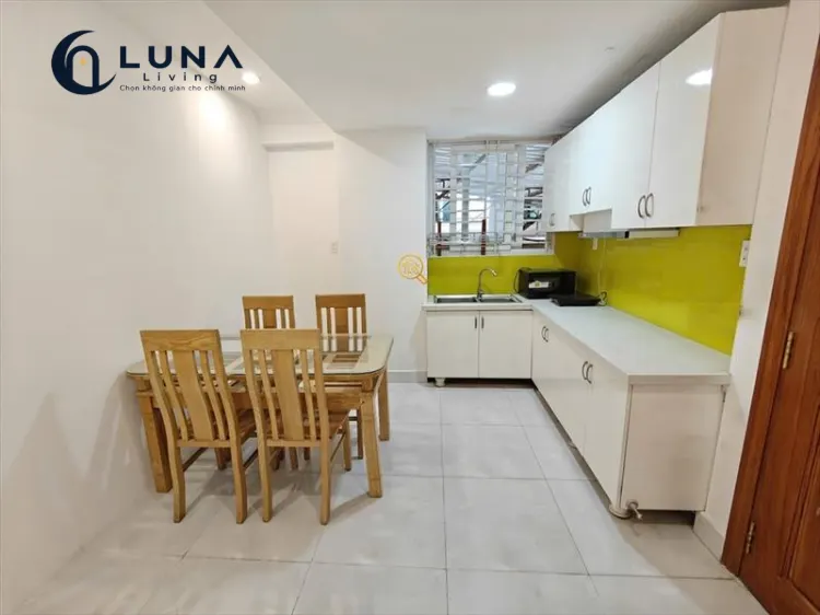 CĂN HỘ DỊCH VỤ FULL NỘI THẤT CÓ CỬA SỔ